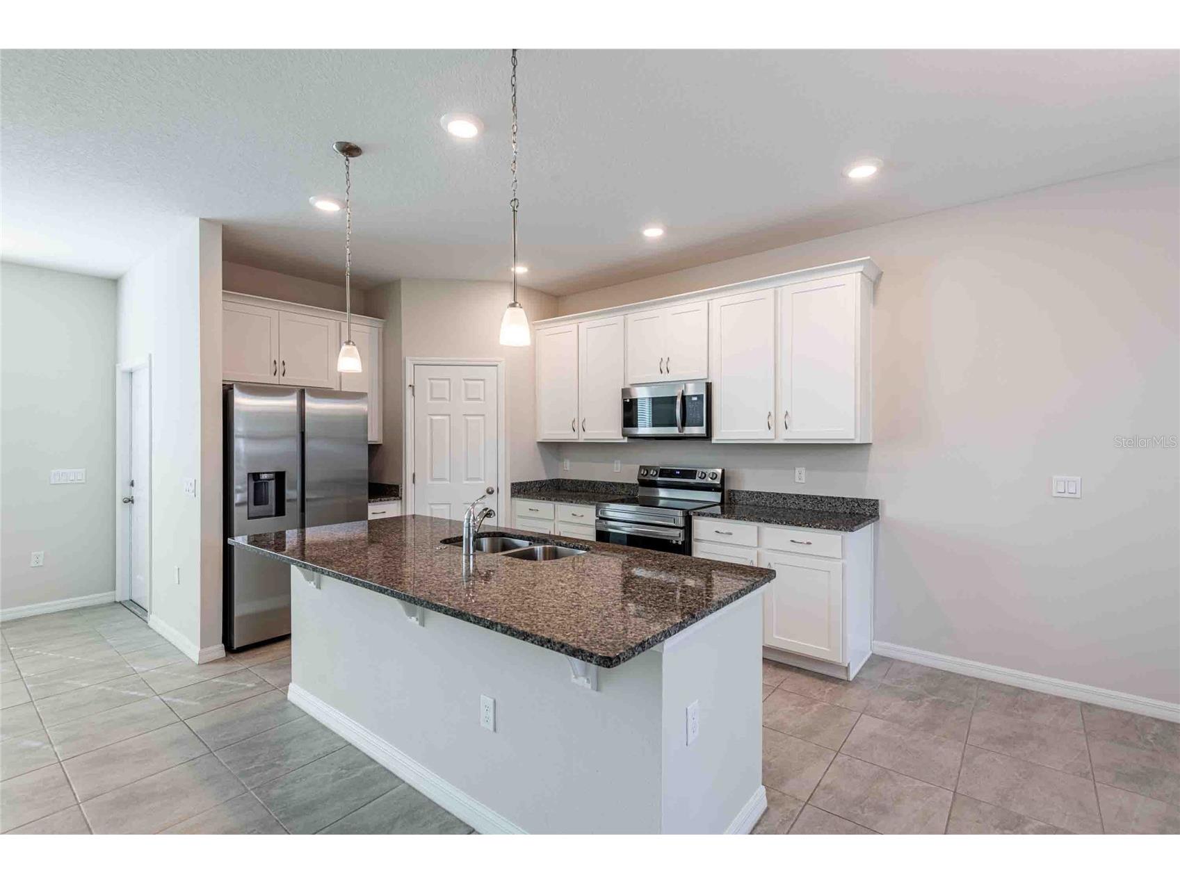 5072 Avalon Park Boulevard Wesley Chapel FL 33545 TB8508471 image21