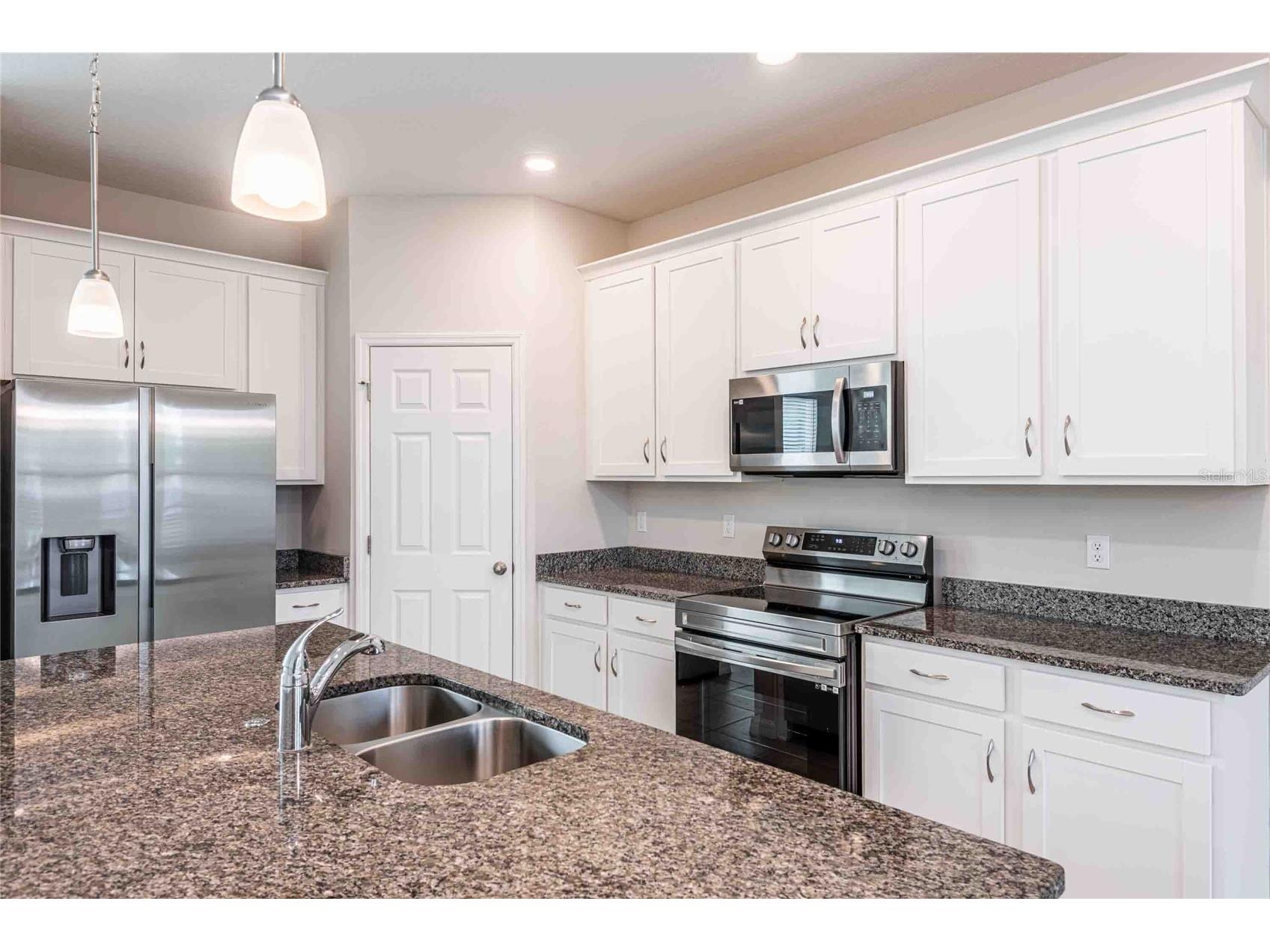 5072 Avalon Park Boulevard Wesley Chapel FL 33545 TB8508471 image27