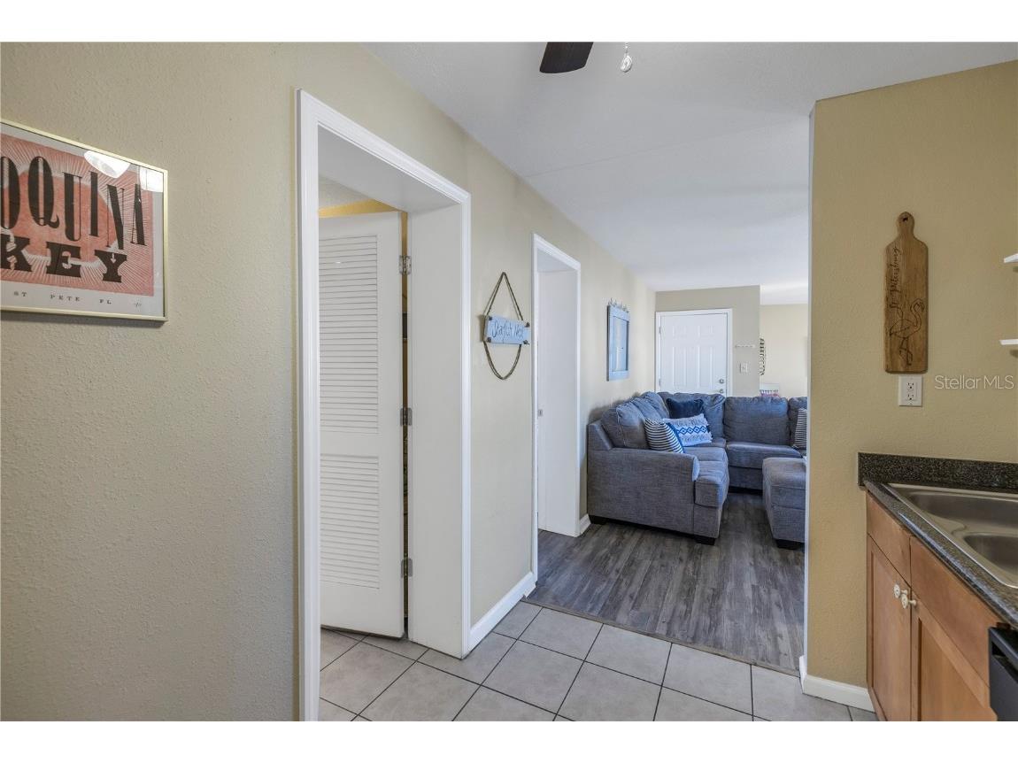 5072 Starfish Drive SE #F Saint Petersburg FL 33705 TB8451644 image8