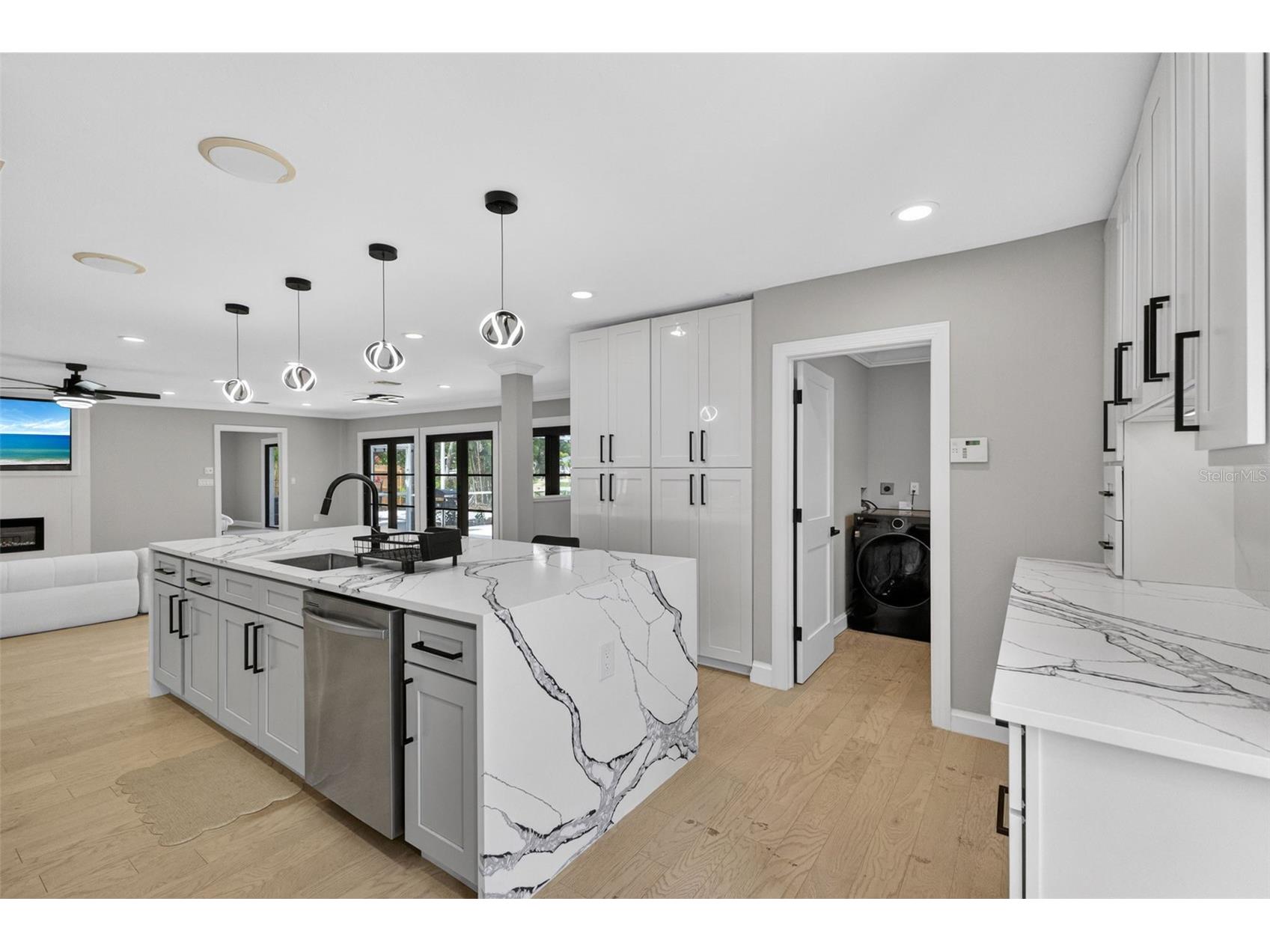 5073 Higel Avenue Sarasota FL 34242 A4693713 image22