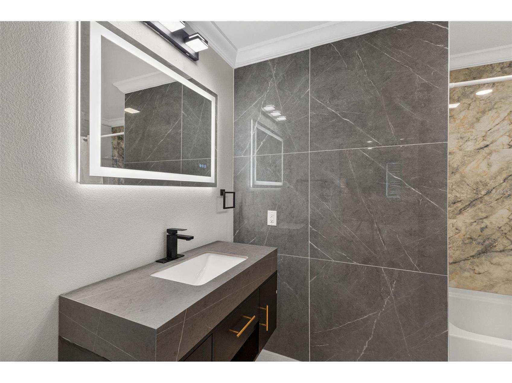 5073 Higel Avenue Sarasota FL 34242 A4693713 image27