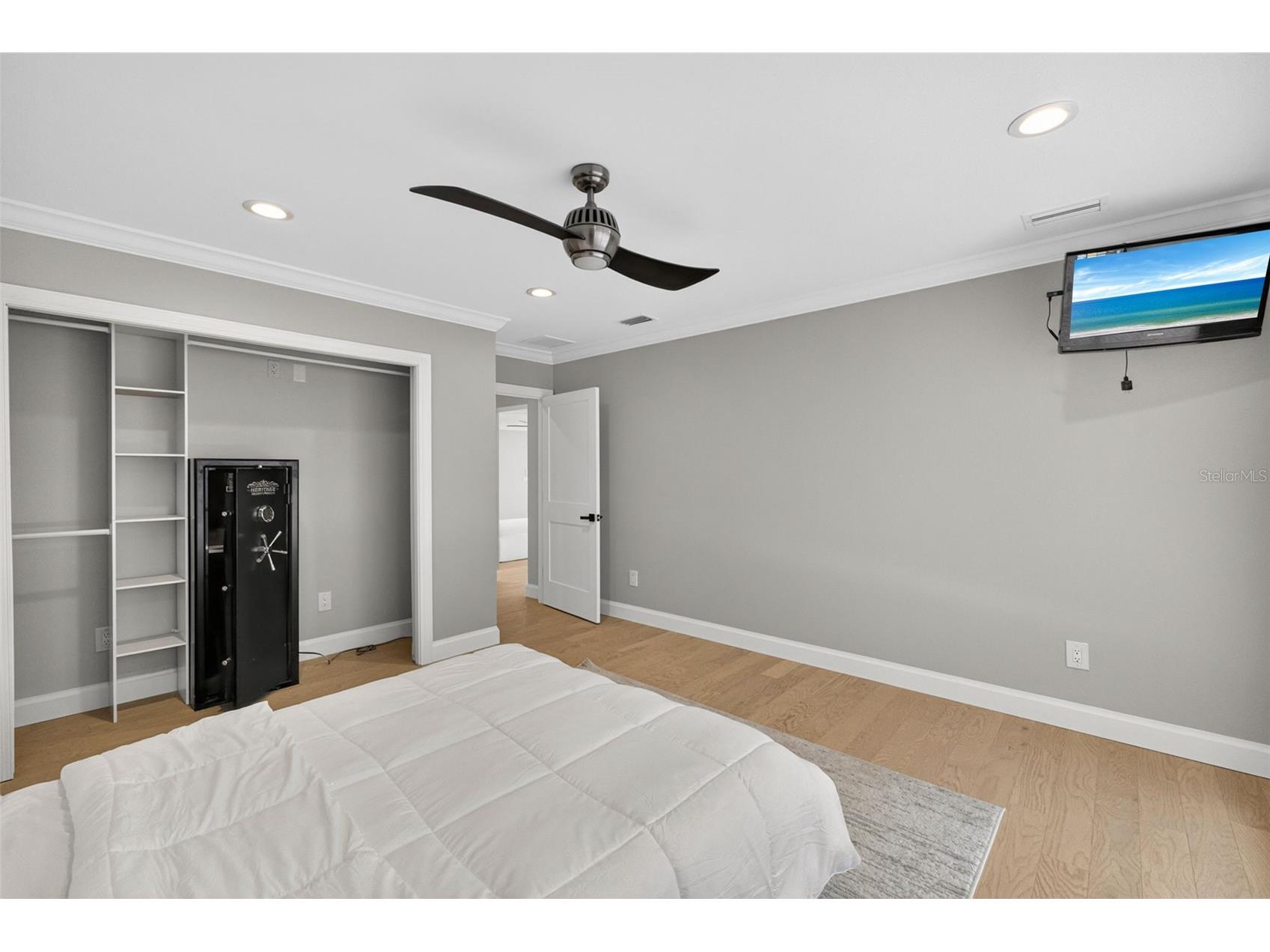 5073 Higel Avenue Sarasota FL 34242 A4693713 image40