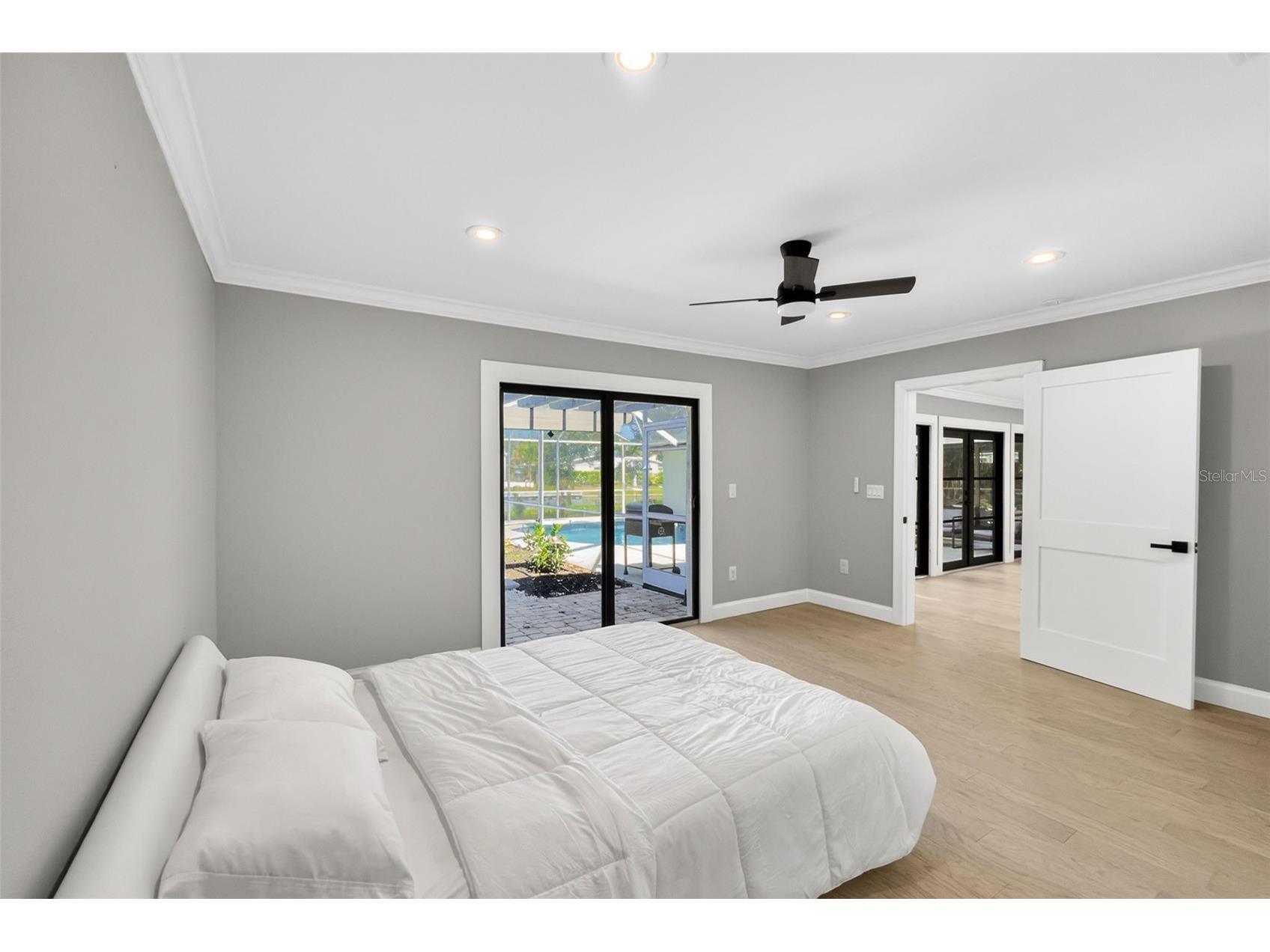 5073 Higel Avenue Sarasota FL 34242 A4693713 image42