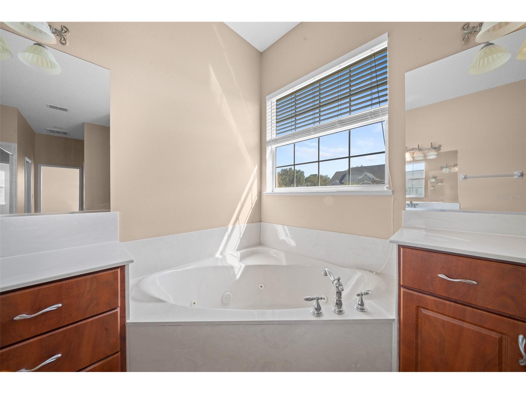 5073 SE 39th Loop Ocala FL 34480 OM720821 image55
