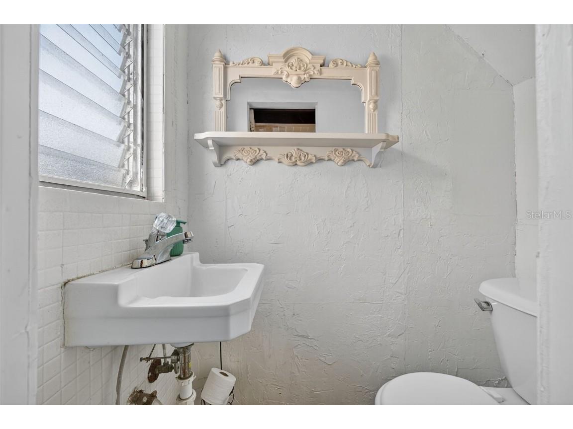 5075 Lemon Bay Drive Venice FL 34293 N6140531 image8