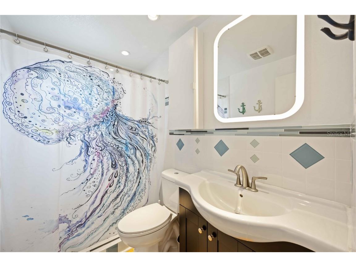 5075 N Beach Road #B4 Englewood FL 34223 C7516783 image17