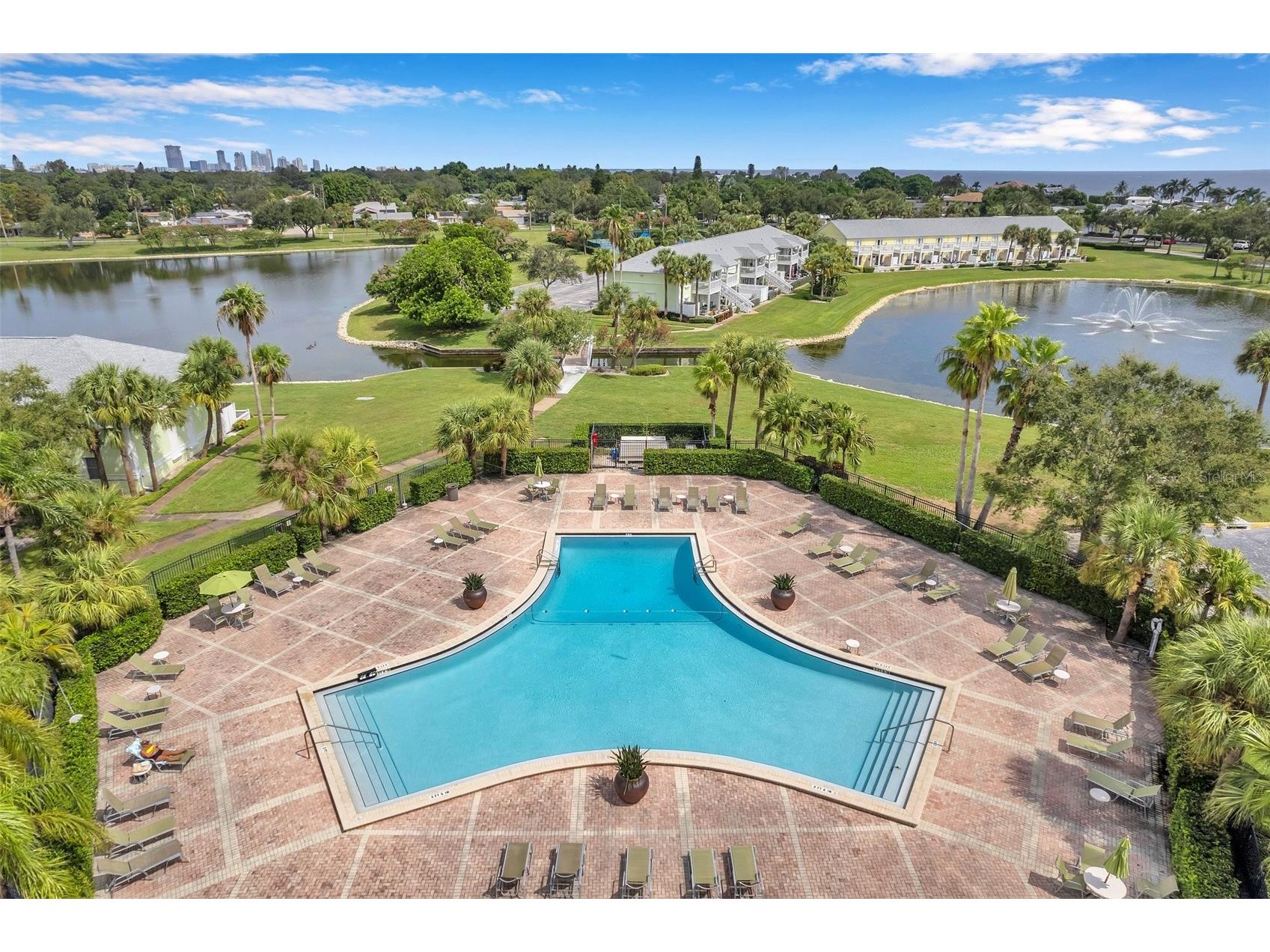 5075 Starfish Drive SE #B Saint Petersburg FL 33705 TB8490992 image64