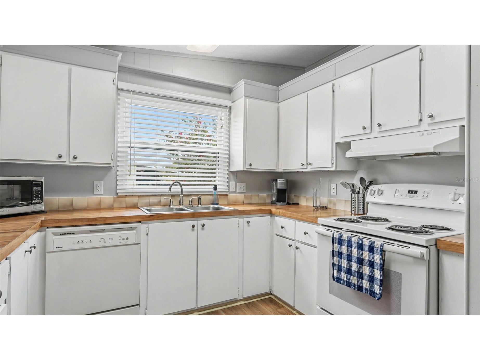 5079 Lodgewood Drive Lakeland FL 33810 L4957454 image16