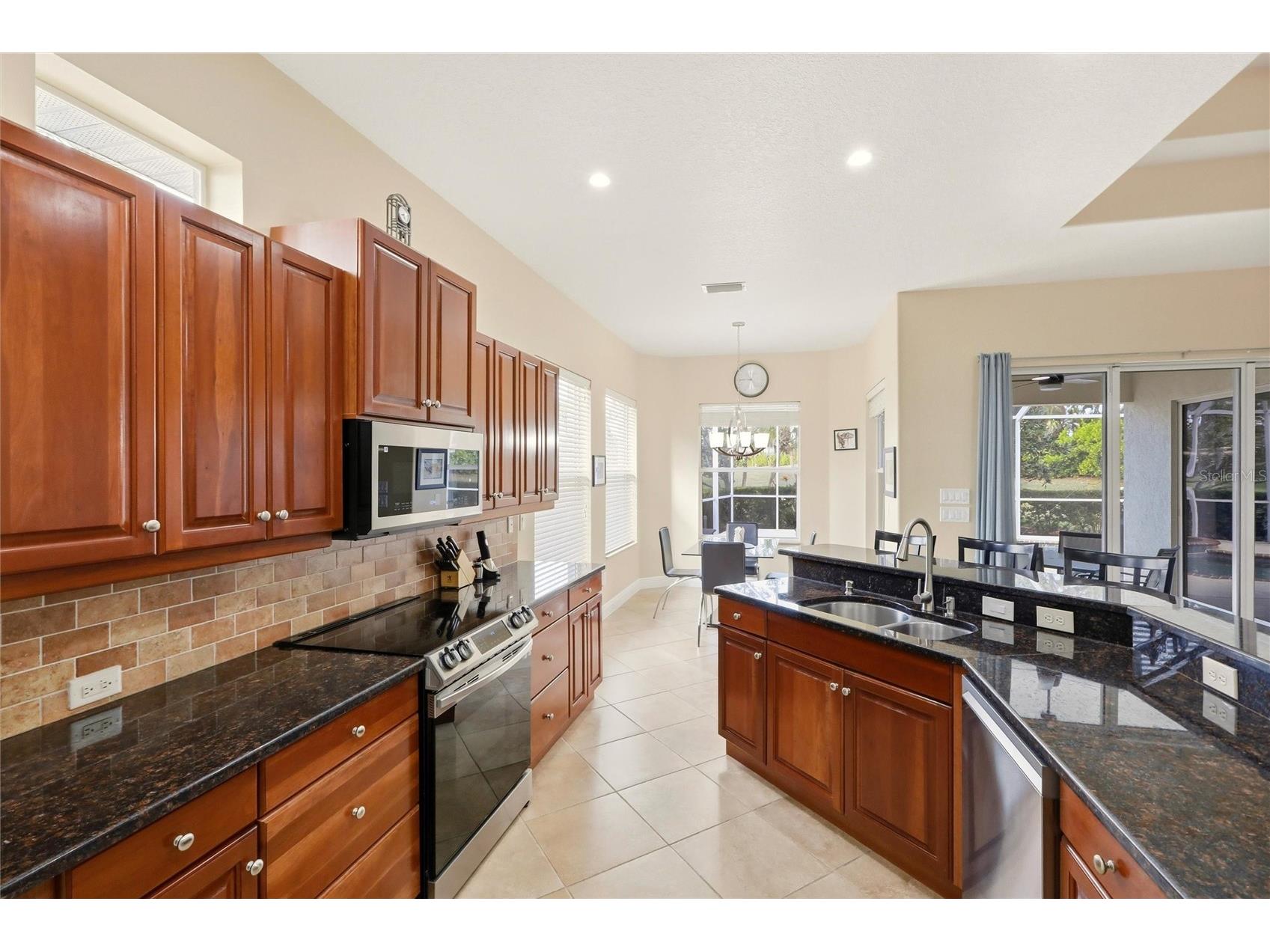 508 Fallbrook Drive Venice FL 34292 TB8467382 image5
