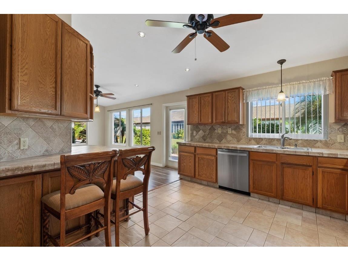 508 Foxwood Boulevard Englewood FL 34223 N6140959 image5