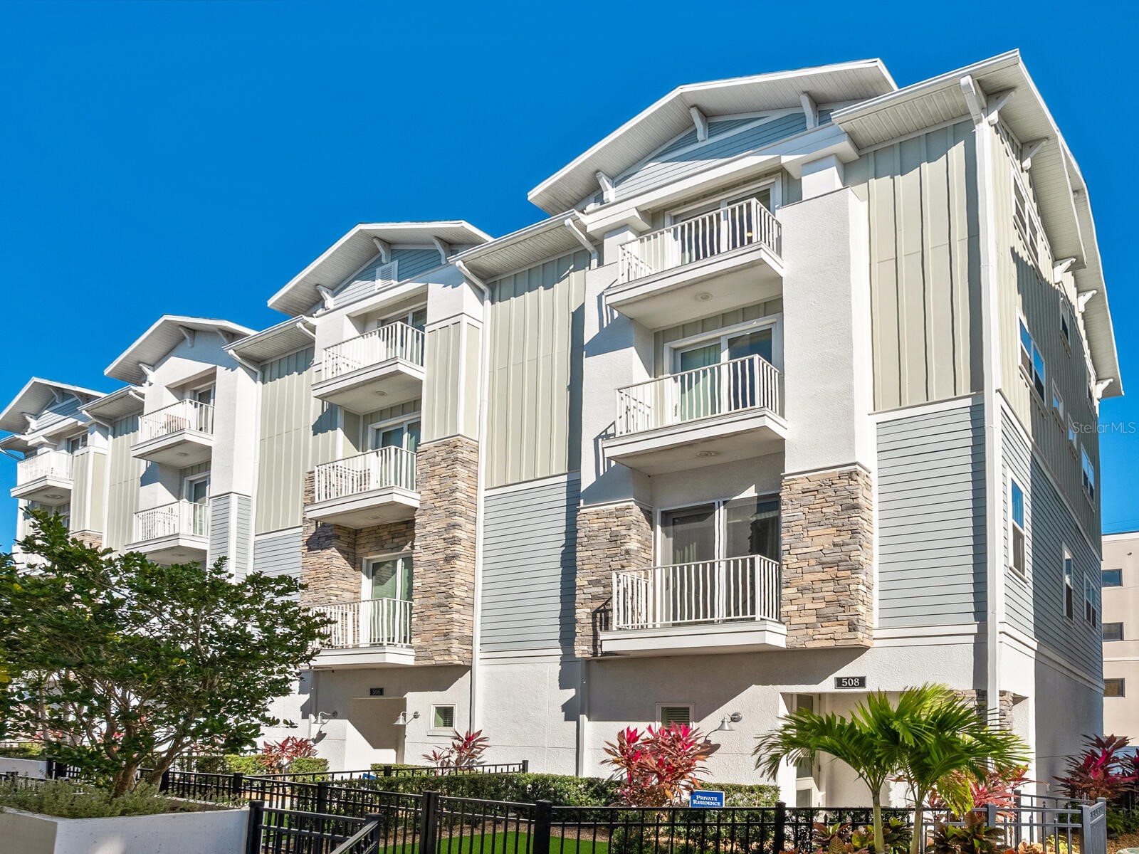 508 Laurel Park Drive Sarasota FL 34236 A4689094 image1