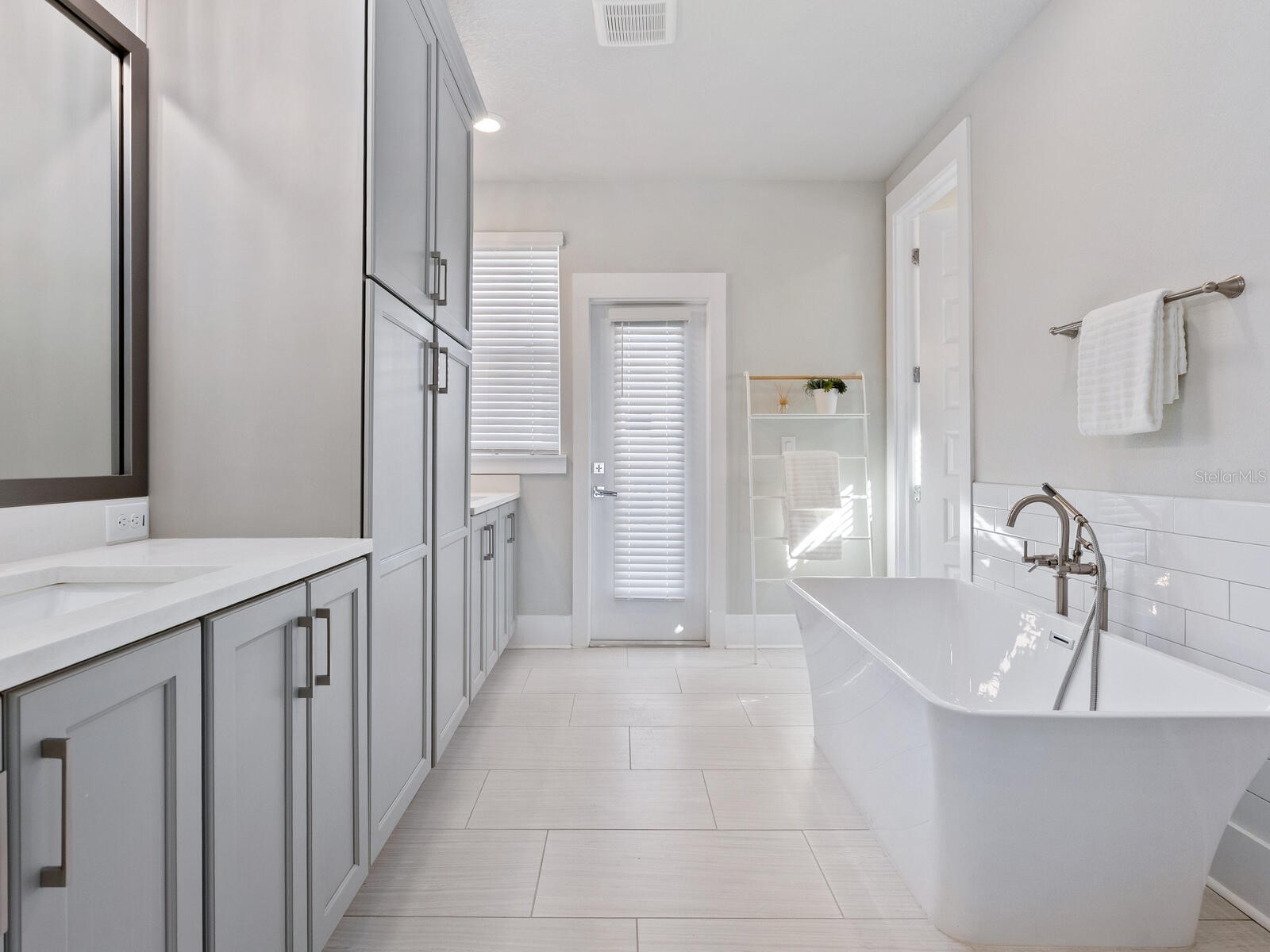 508 Laurel Park Drive Sarasota FL 34236 A4689094 image22