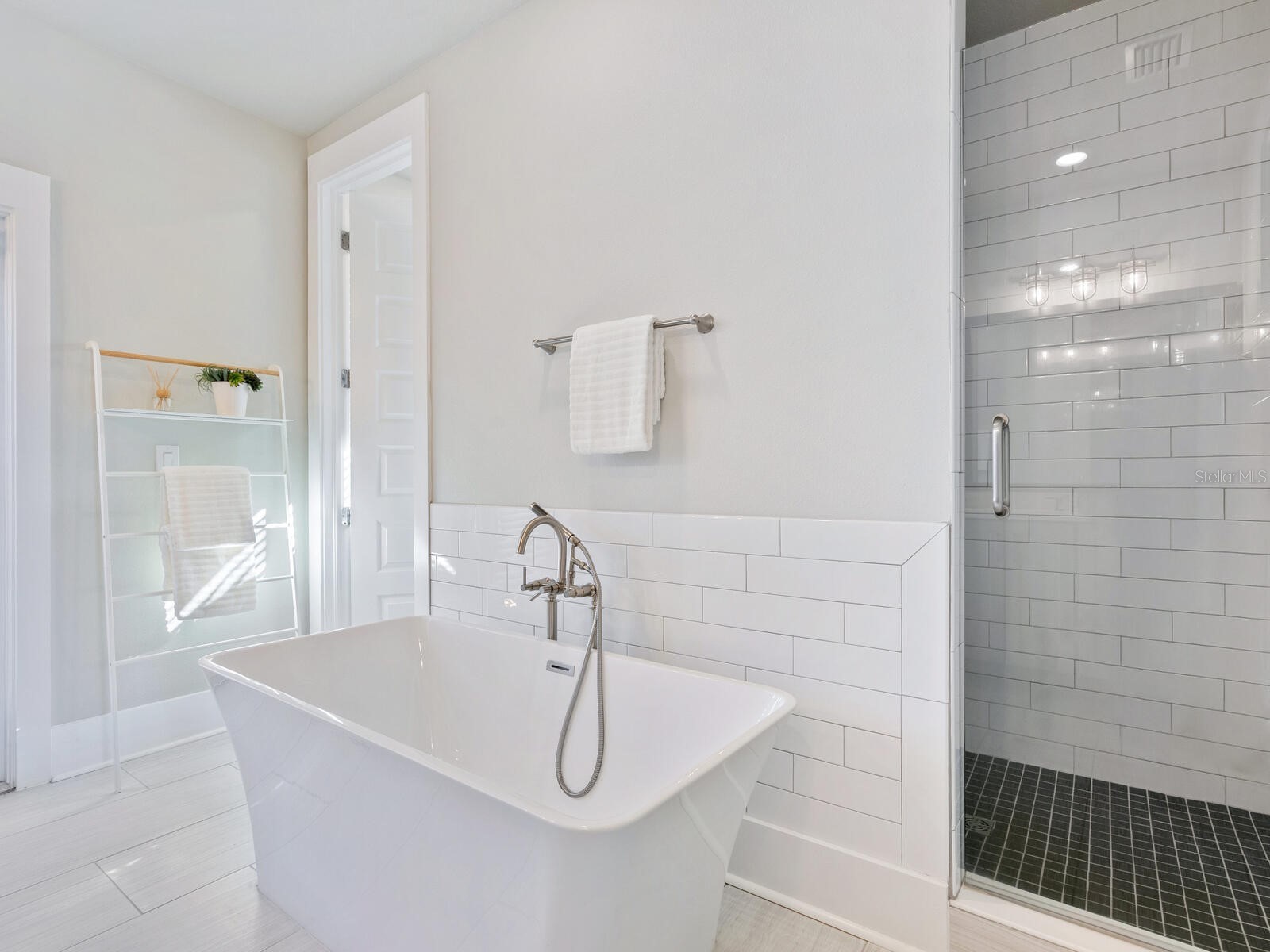 508 Laurel Park Drive Sarasota FL 34236 A4689094 image23