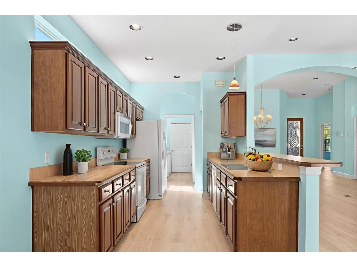 508 Meadow Sweet Circle Osprey FL 34229 A4664579 image26