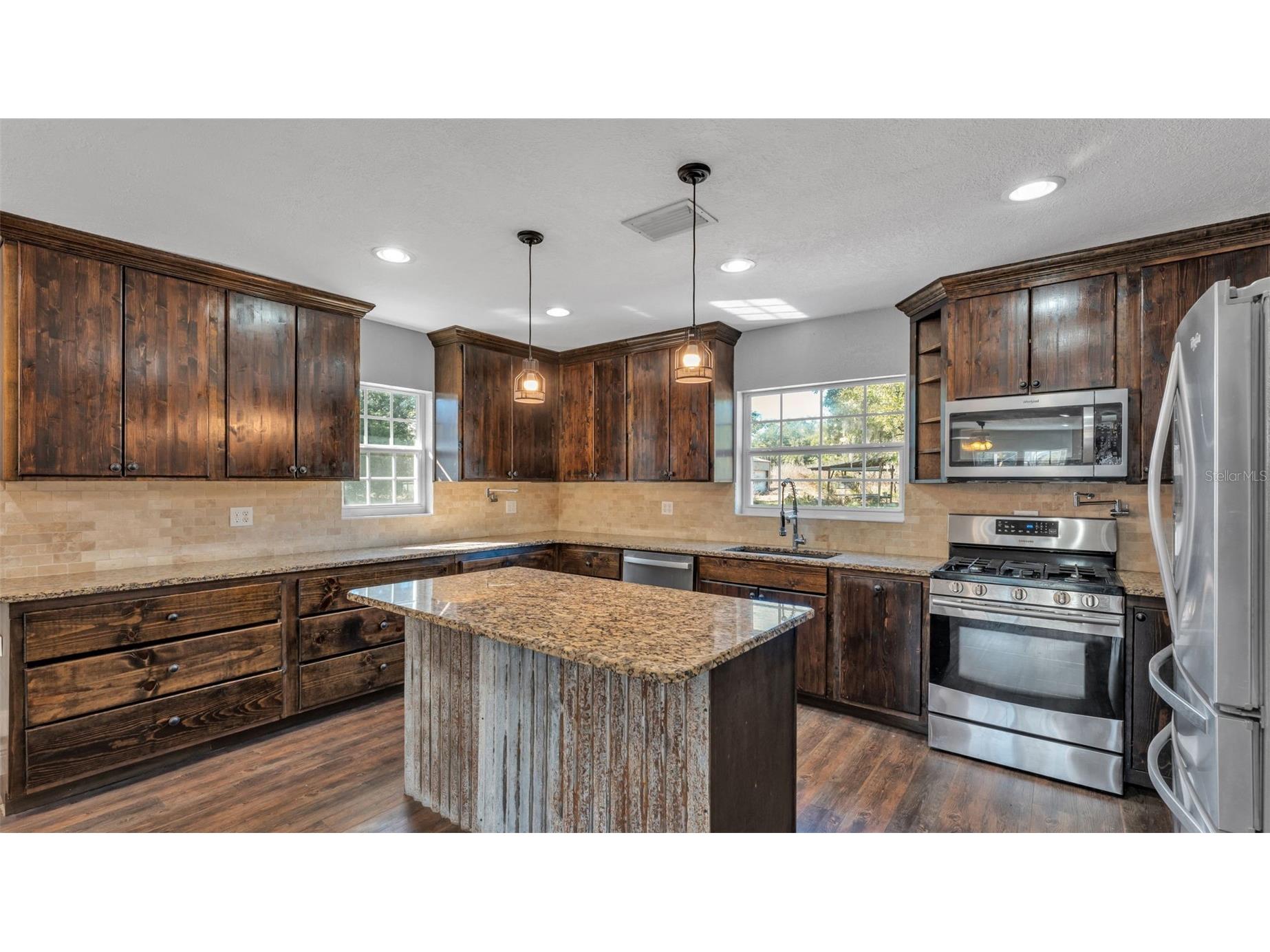 508 N Saint Cloud Avenue Valrico FL 33594 L4958619 image11