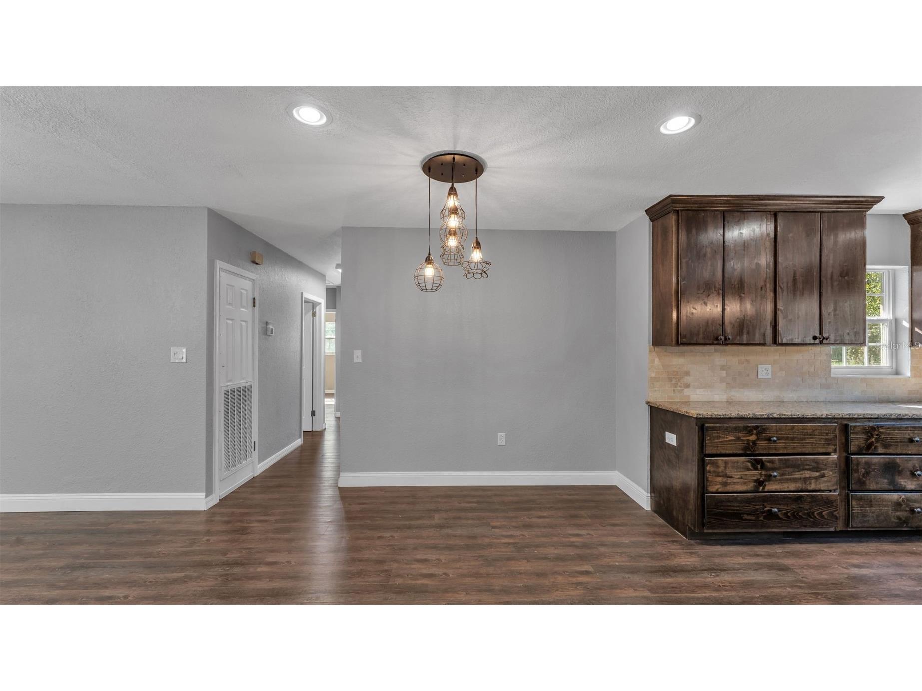 508 N Saint Cloud Avenue Valrico FL 33594 L4958619 image15