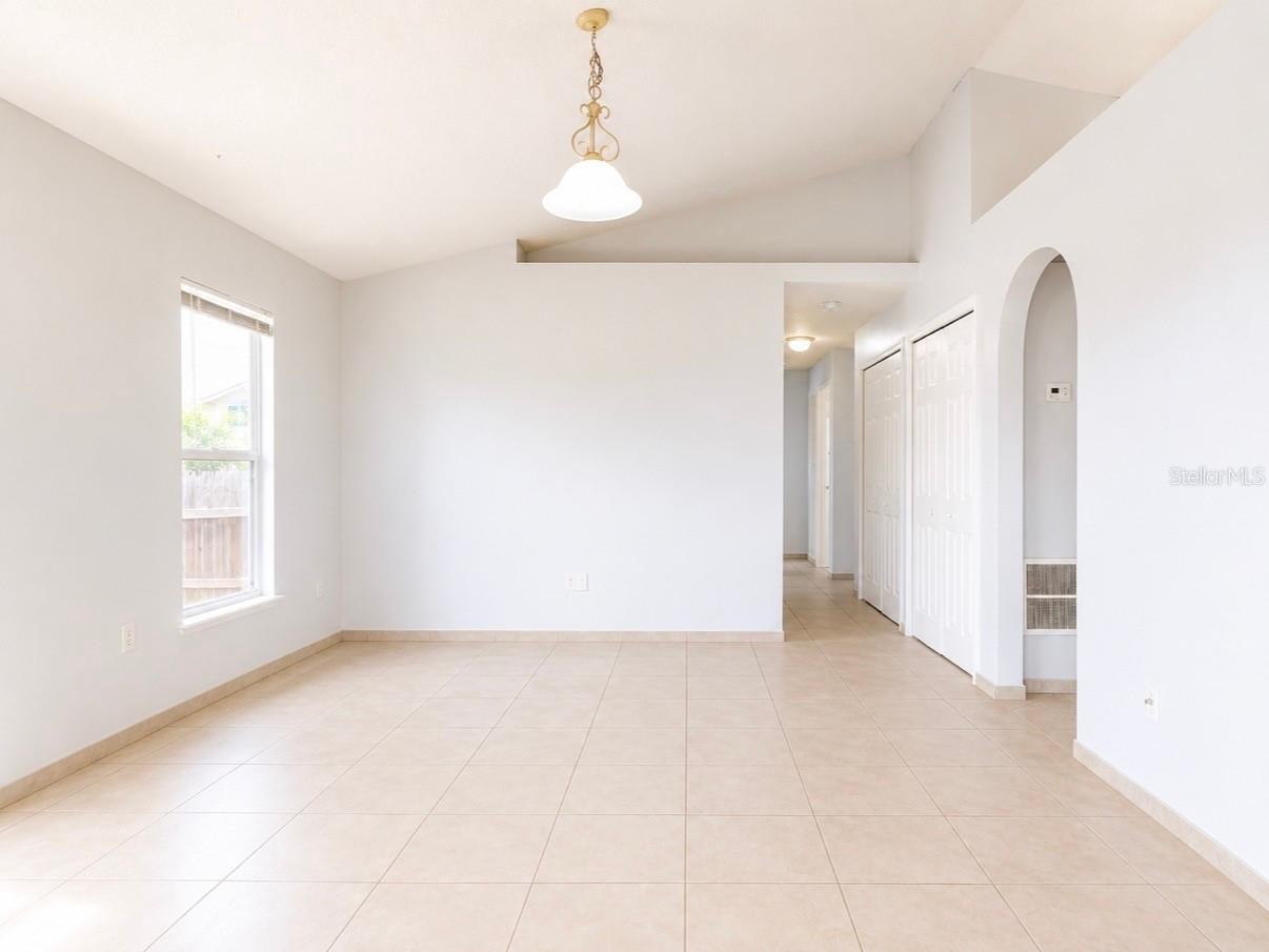 508 Pointe Allyson Way Orlando FL 32825 O6422331 image2
