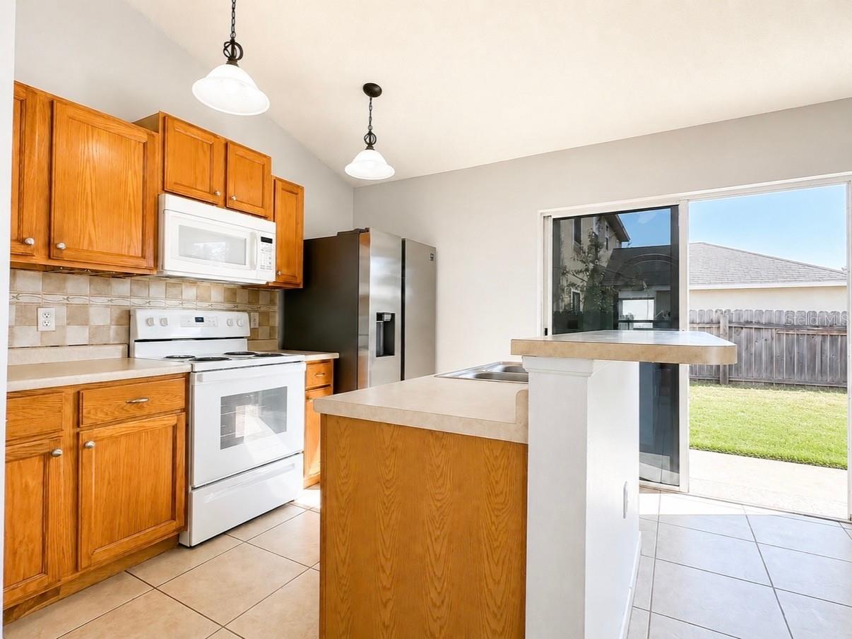 508 Pointe Allyson Way Orlando FL 32825 O6422331 image5