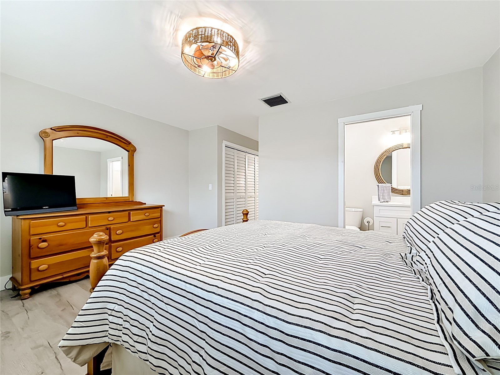508 Shore Drive Largo FL 33771 - ALLEN'S CREEK O6407810 image13