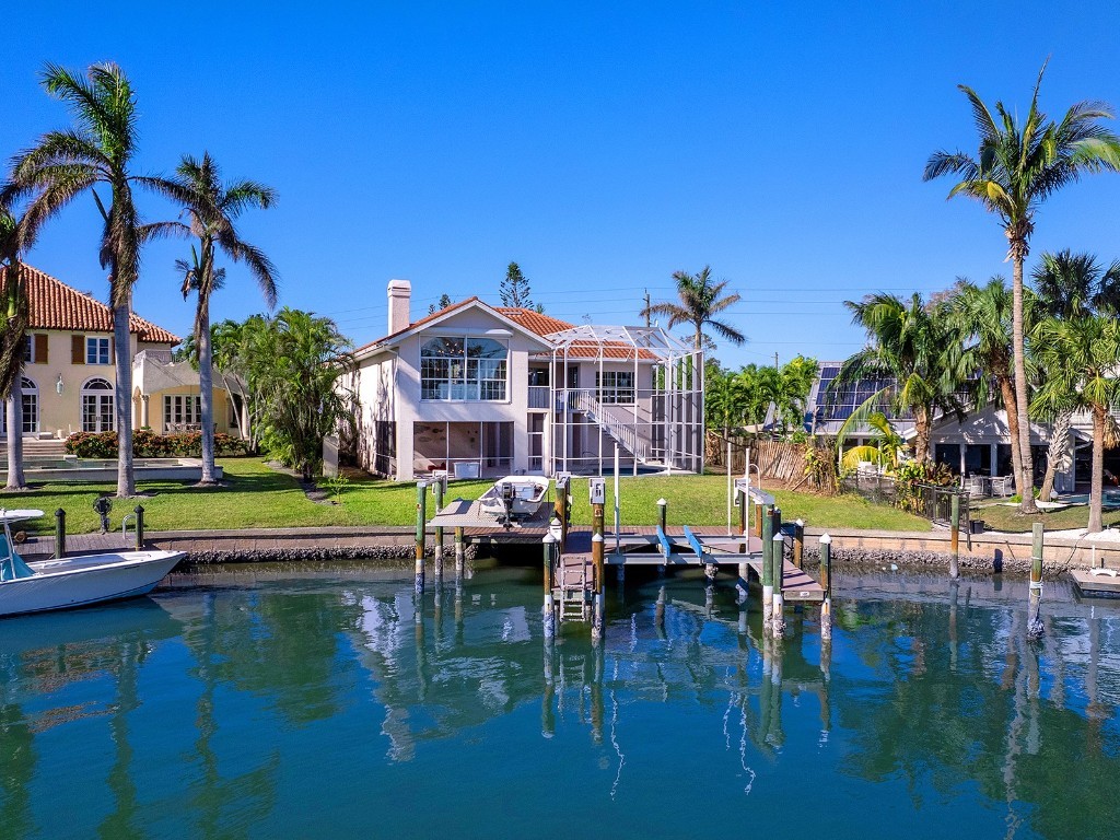 508 Siesta Drive Sarasota FL 34242 A4632039 image3