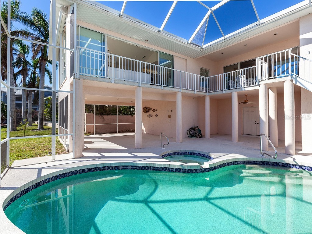 508 Siesta Drive Sarasota FL 34242 A4632039 image39