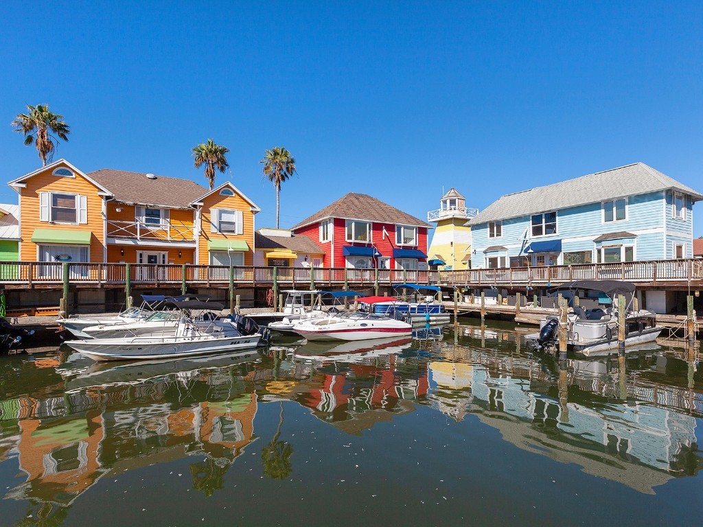 508 Siesta Drive Sarasota FL 34242 A4632039 image56