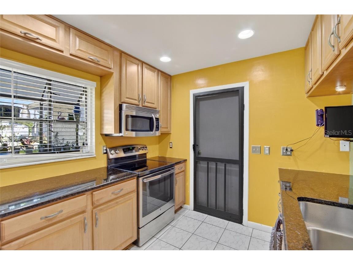 508 Sovereign Court Tampa FL 33613 TB8435182 image6