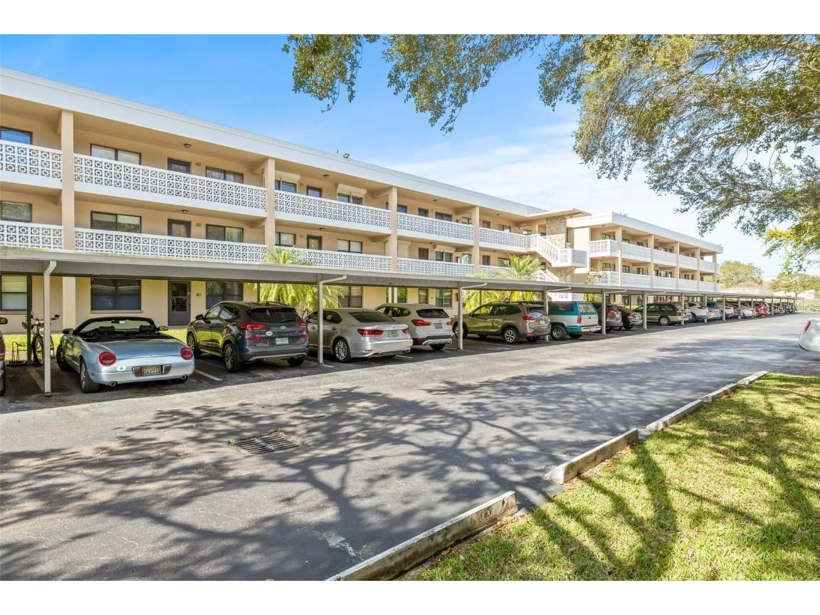 5080 Locust St Ne #320 Saint Petersburg FL 33703 T3501868 image1