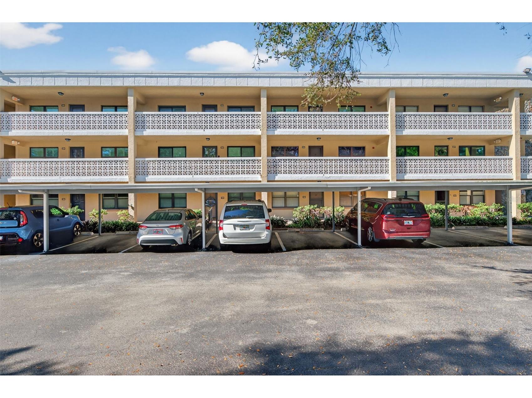 5080 Locust Street NE #328 Saint Petersburg FL 33703 TB8463313 image1