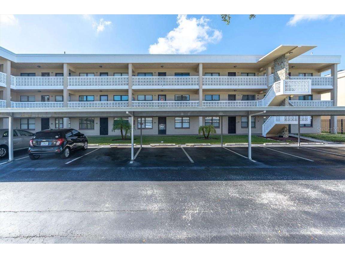 5080 Locust Street NE #333 Saint Petersburg FL 33703 U8213685 image1
