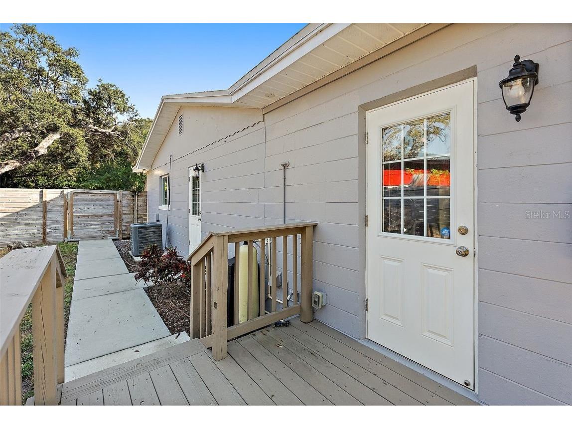 5080 Oaklawn Lane Saint Petersburg FL 33708 TB8450540 image30