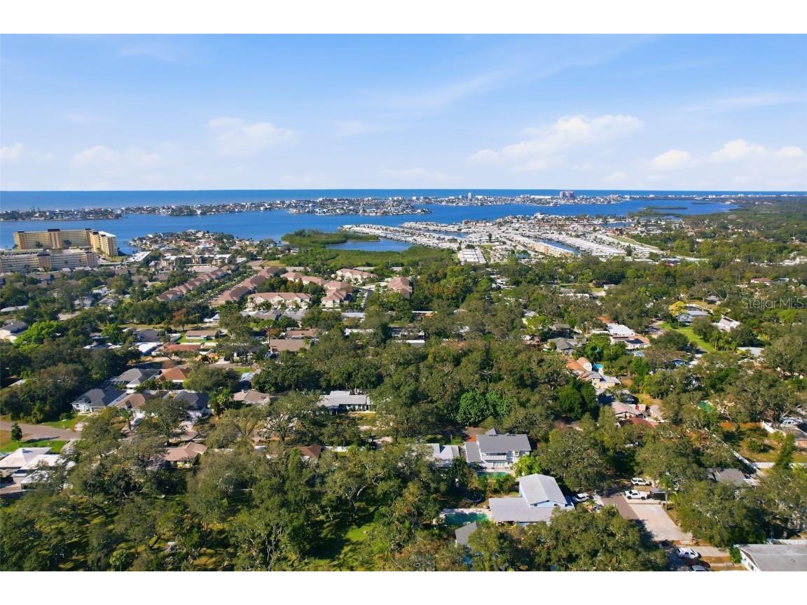 5080 Oaklawn Lane Saint Petersburg FL 33708 TB8450540 image42