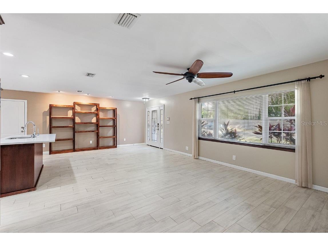 5080 Oaklawn Lane Saint Petersburg FL 33708 TB8450540 image5