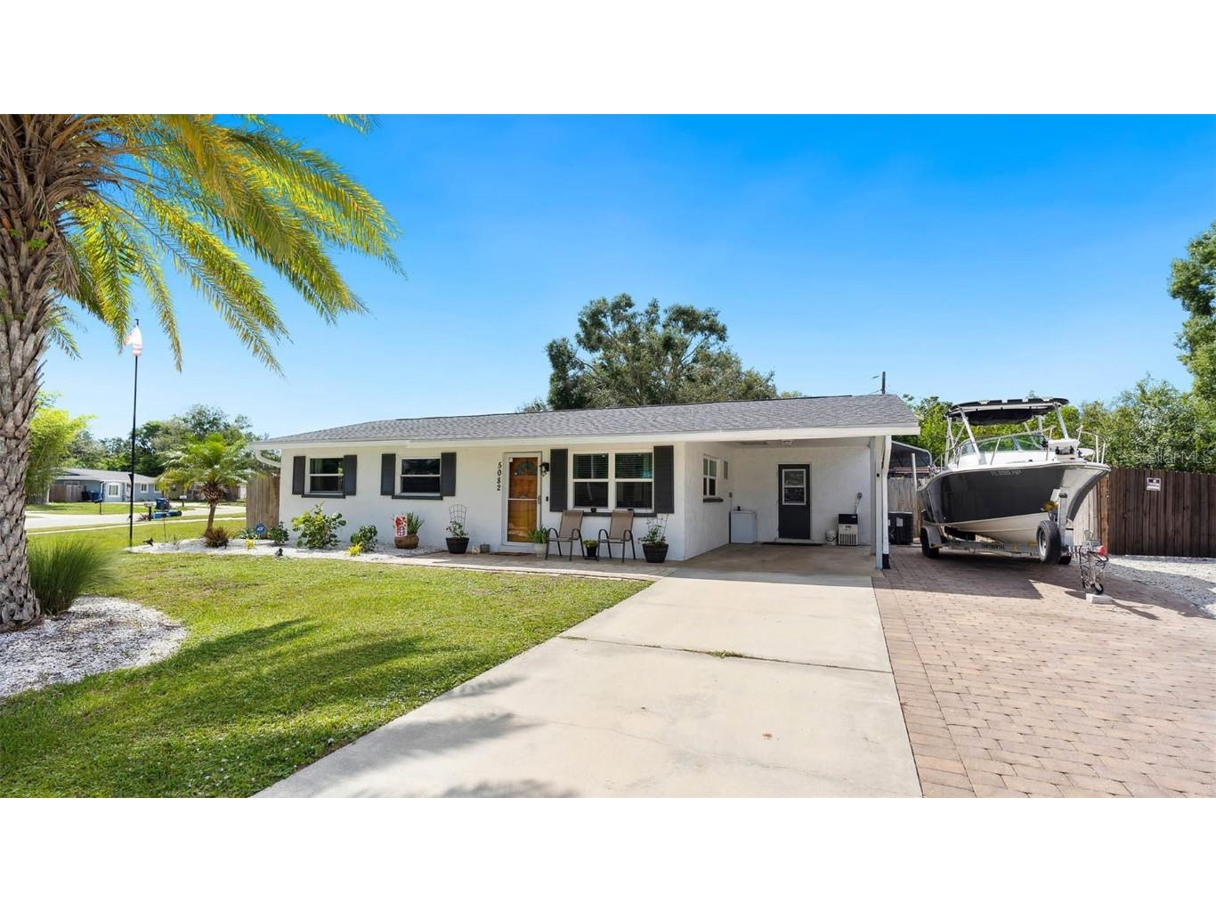 5082 Bell Meade Drive Sarasota FL 34232 A4583645 image1