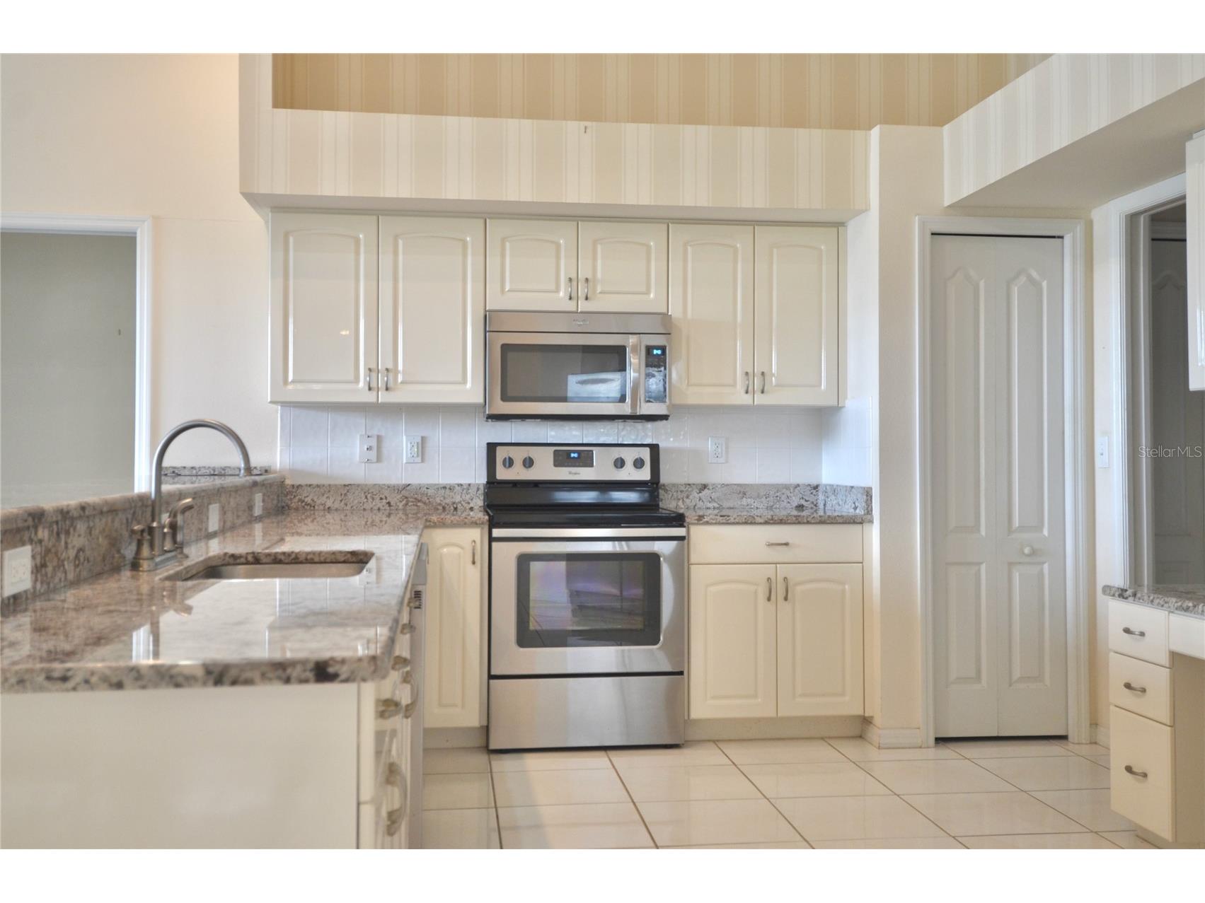 5084 Winter Rose Way Venice FL 34293 N6143799 image38