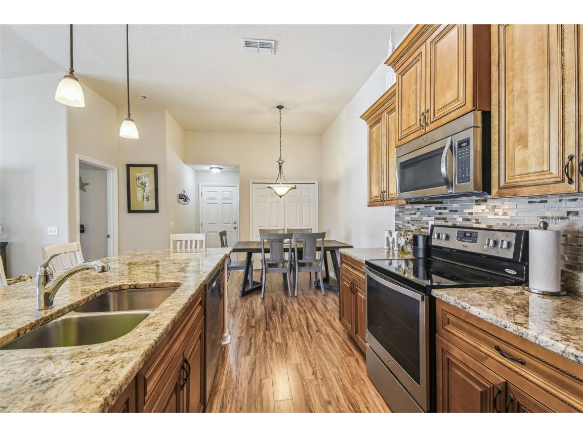 5088 Royal Palms Way #304 New Port Richey FL 34652 TB8361384 image11