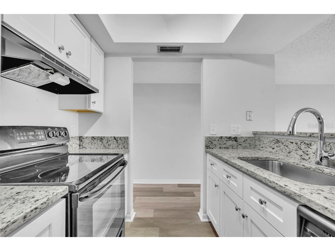 5089 Eaglesmere Drive #D09 Orlando FL 32819 O6348183 image9