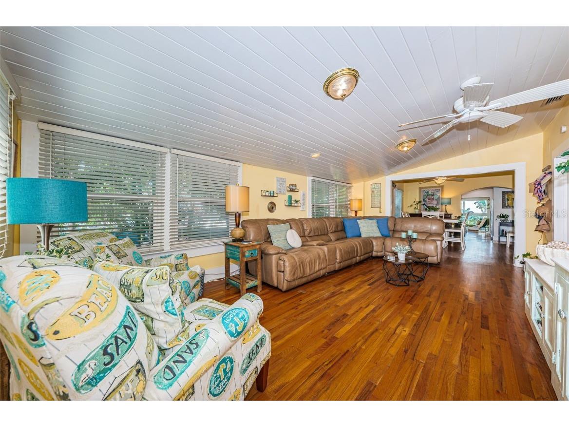 509 70th Avenue Saint Pete Beach FL 33706 TB8433934 image10