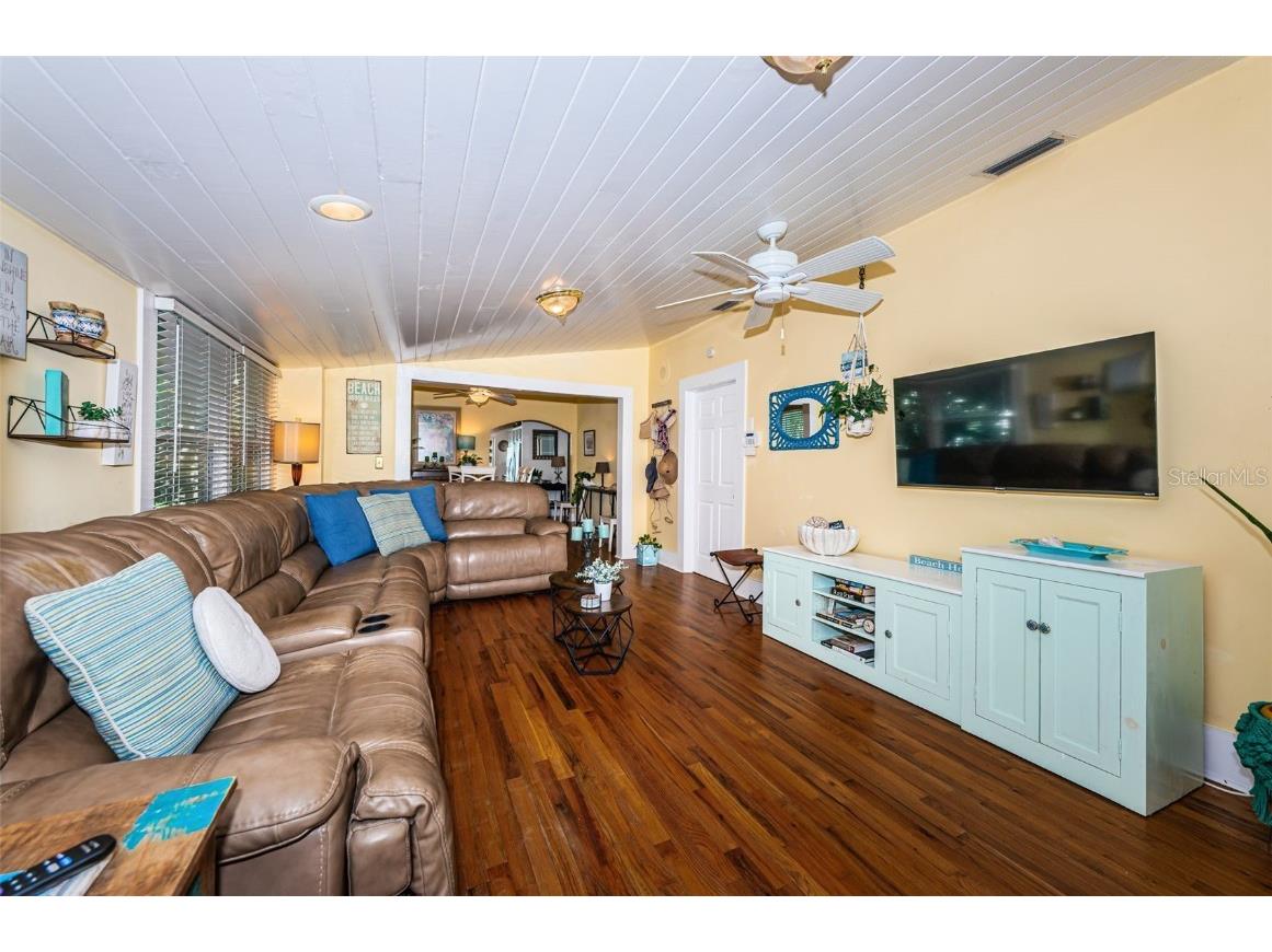 509 70th Avenue Saint Pete Beach FL 33706 TB8433934 image11