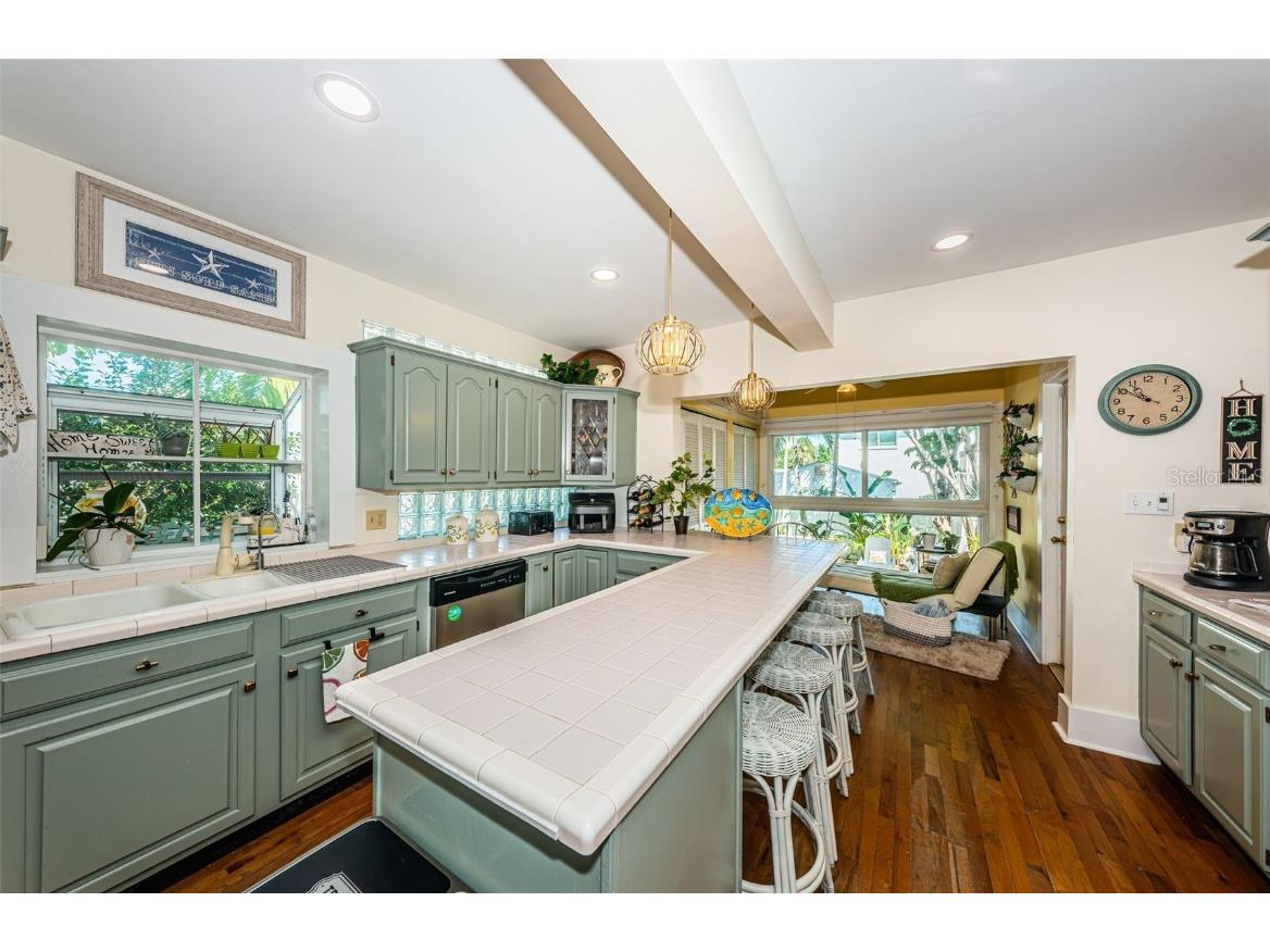 509 70th Avenue Saint Pete Beach FL 33706 TB8433934 image17