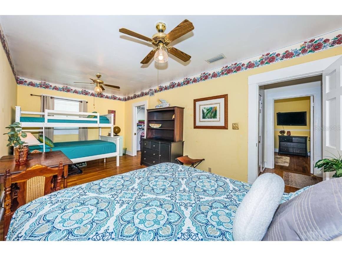 509 70th Avenue Saint Pete Beach FL 33706 TB8433934 image33