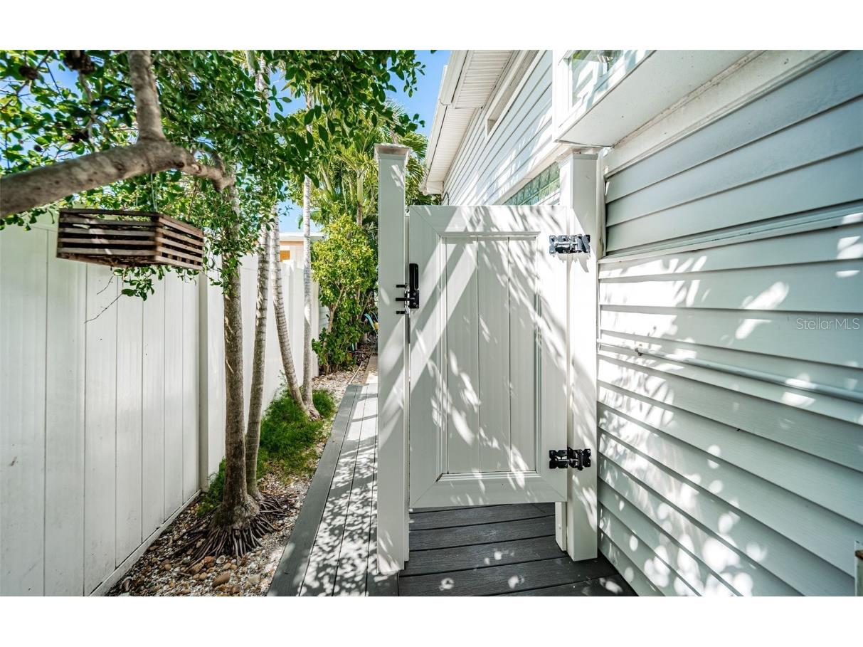 509 70th Avenue Saint Pete Beach FL 33706 TB8433934 image40