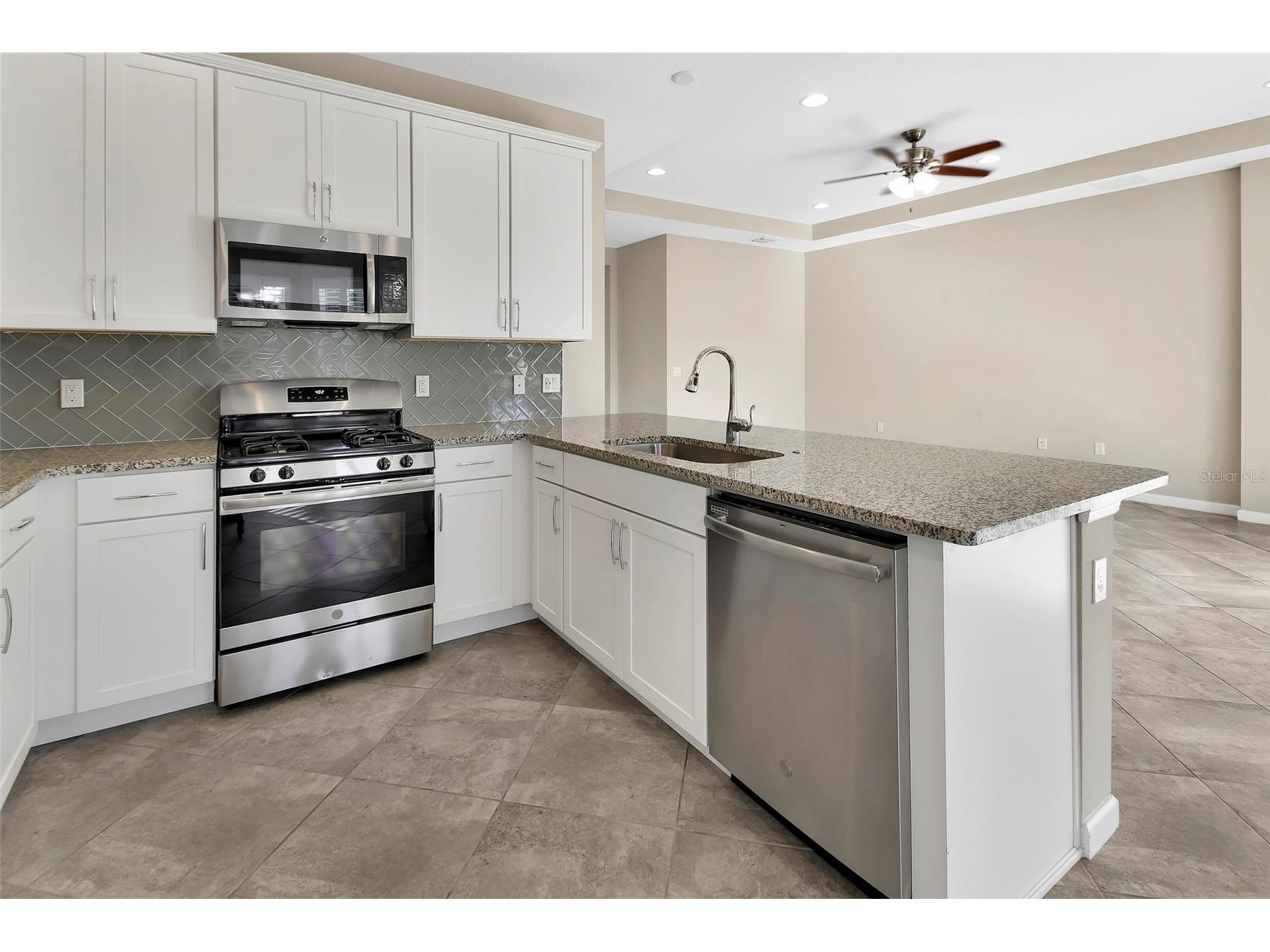 509 Adenmore Terrace Deland FL 32724 V4946957 image14