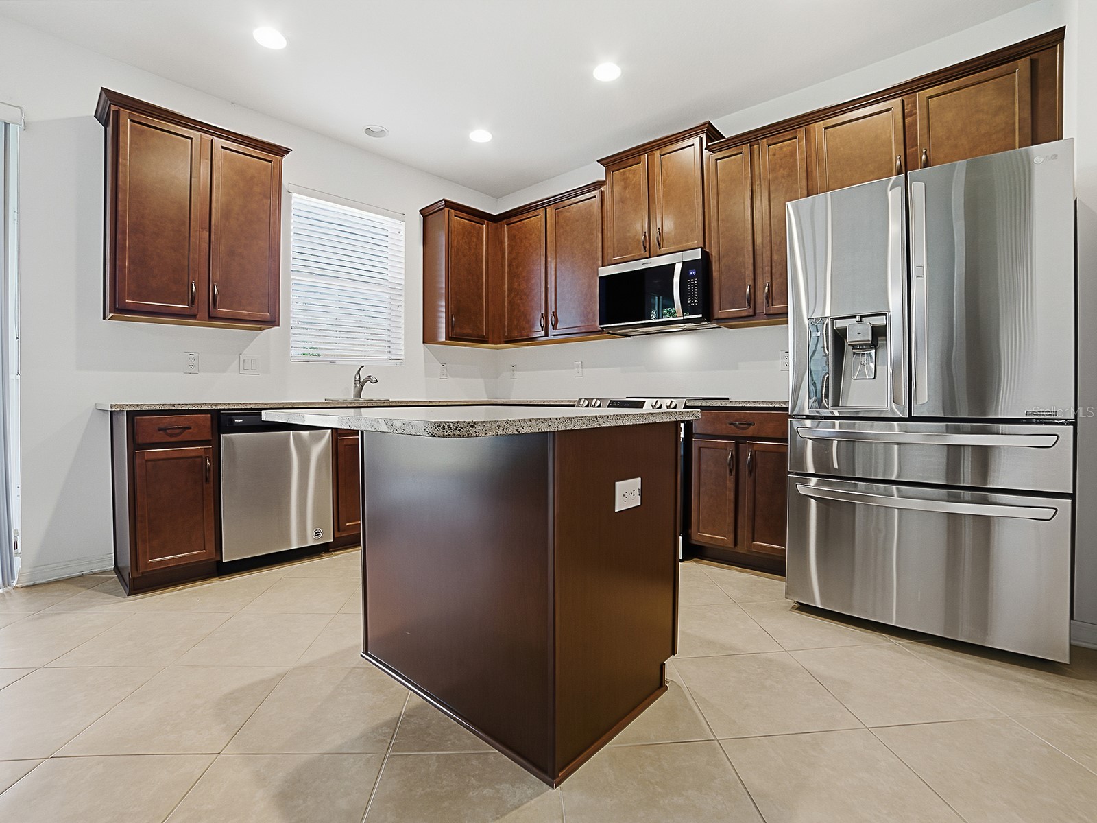 509 Blue Cypress Drive Groveland FL 34736 - LAKE MEMORY G5111330 image9