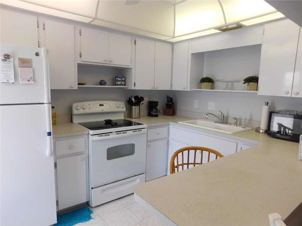 509 E Venice Avenue #210 Venice FL 34285 N6138029 image3