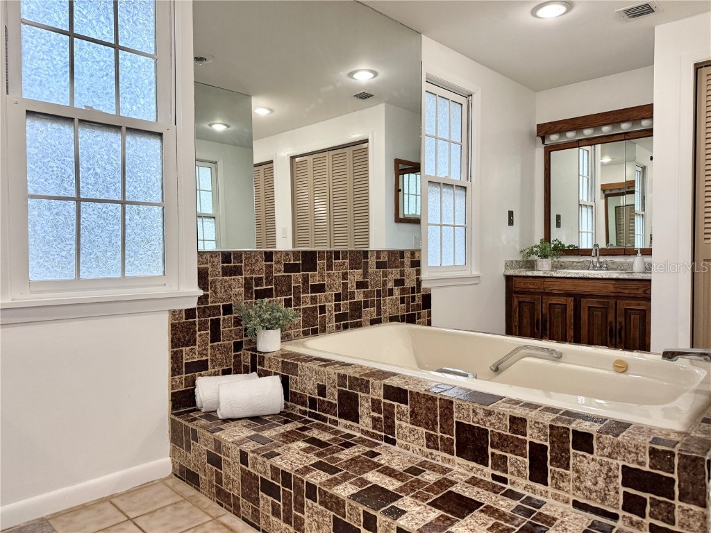 509 Falmouth Street Temple Terrace FL 33617 TB8460617 image26