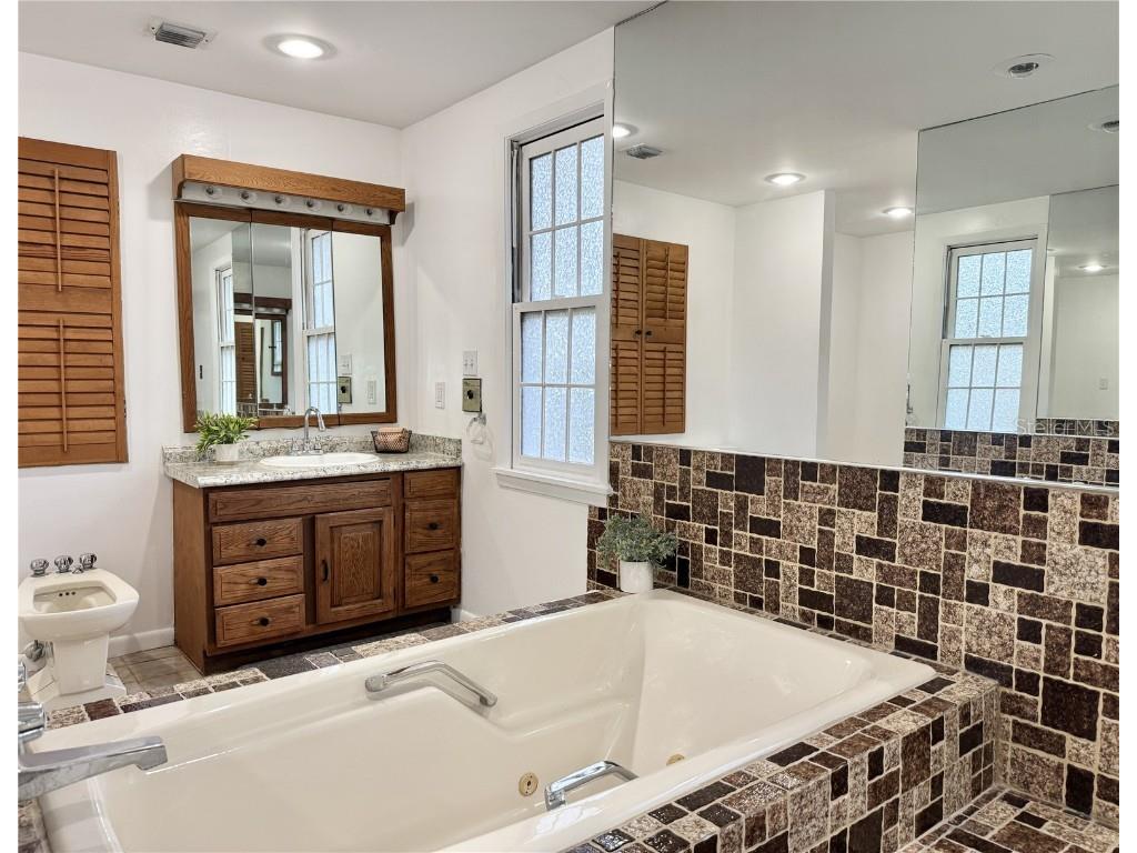 509 Falmouth Street Temple Terrace FL 33617 TB8460617 image27