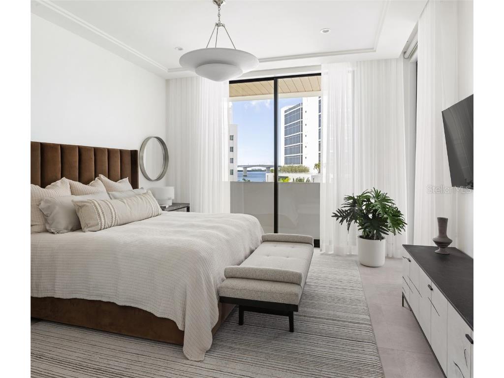 509 Golden Gate Point #2 Sarasota FL 34236 A4598042 image16