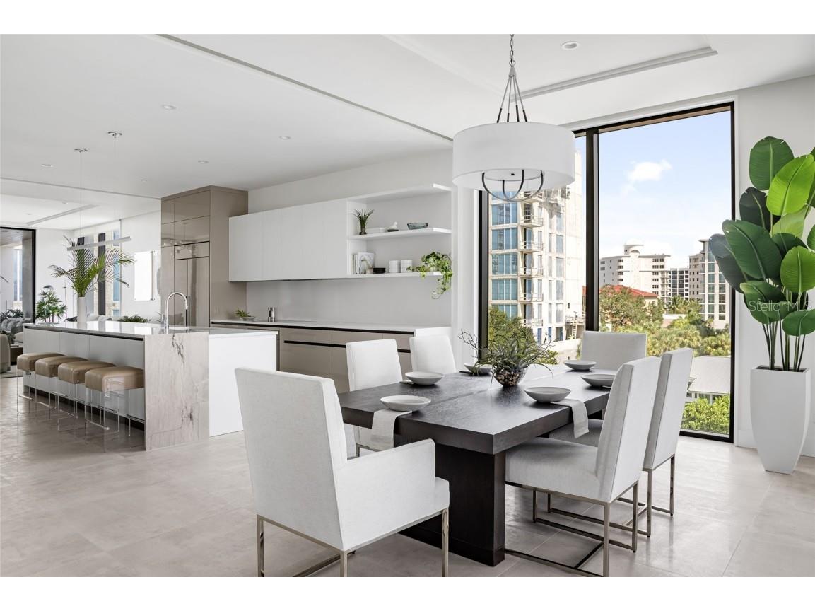 509 Golden Gate Point #2 Sarasota FL 34236 A4598042 image9