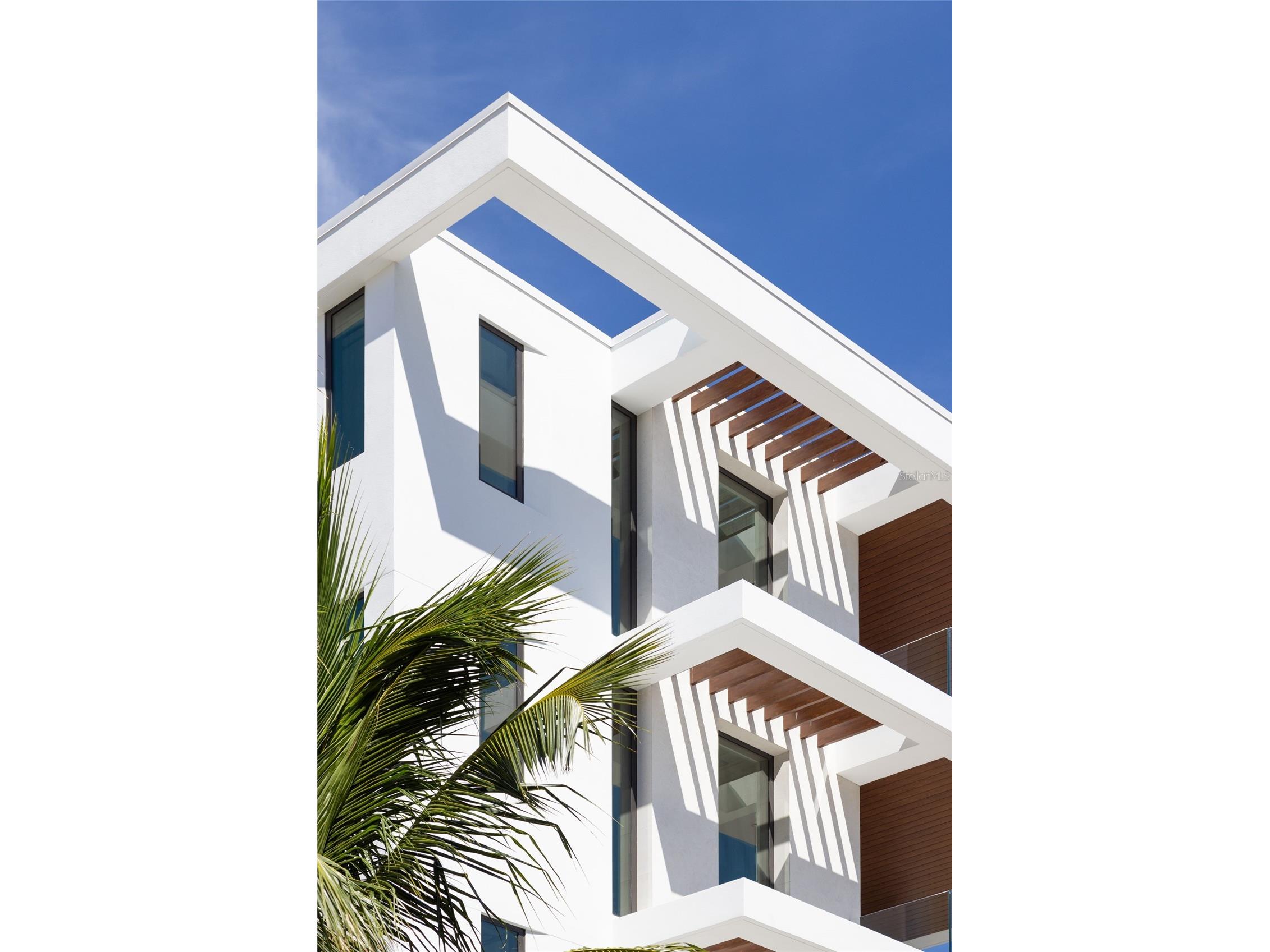 509 Golden Gate Point #4 Sarasota FL 34236 A4671195 image11